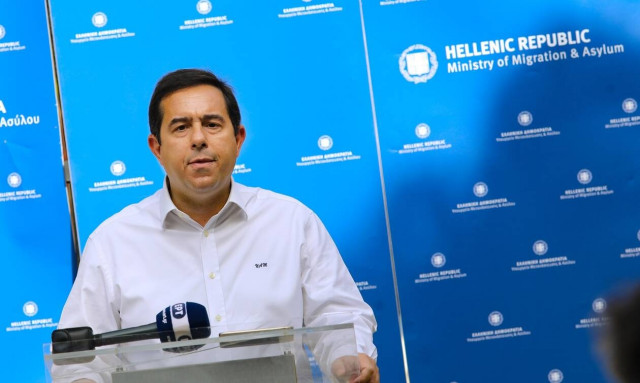 Μηταράκης: Κανείς μετανάστης δεν θα μείνει στην ακριτική Ελλάδα