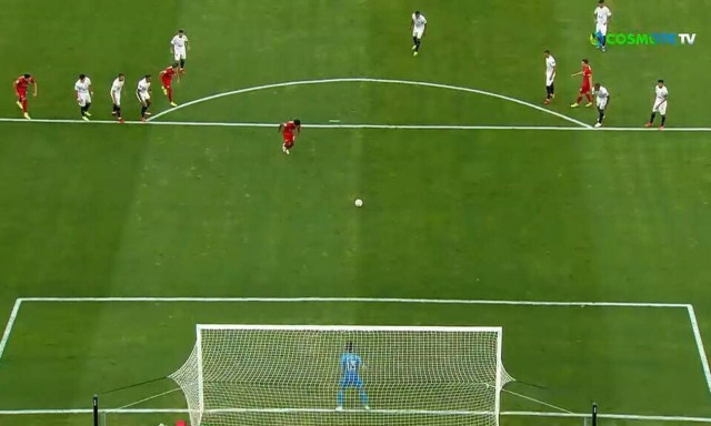 Champions League: Τέσσερα πέναλτι σε ένα ημίχρονο στη Σεβίλλη! Πήγε για πέμπτο κι αποβλήθηκε (vids)