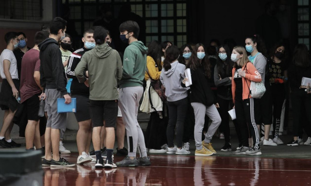 Κορονοϊός-Σχολεία: 300-500 παιδιά θα χρειαστεί να νοσηλευτούν - Το 25% θα έρθουν σε επαφή με τον ιό