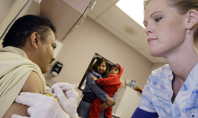 ΗΠΑ-κορονοϊός: Ο Λευκός Οίκος ενθαρρύνει τον υποχρεωτικό χαρακτήρα των εμβολιασμών