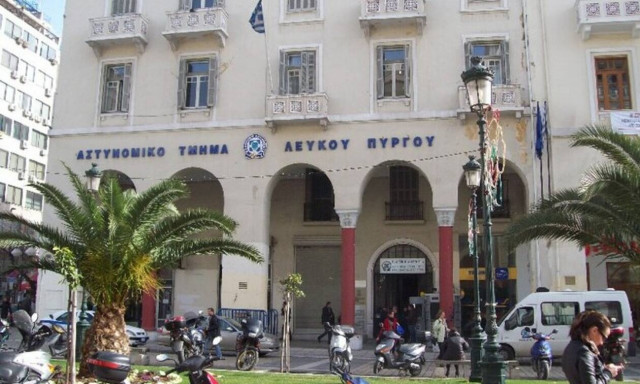 Τραγωδία στη Θεσσαλονίκη: 25χρονος κρατούμενος βρέθηκε απαγχονισμένος στο τμήμα Λευκού Πύργου