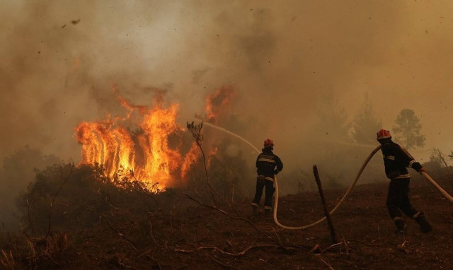 Super League: Yλική και οικονομική αρωγή σε πληγέντα Σωματεία και φιλοζωικές οργανώσεις