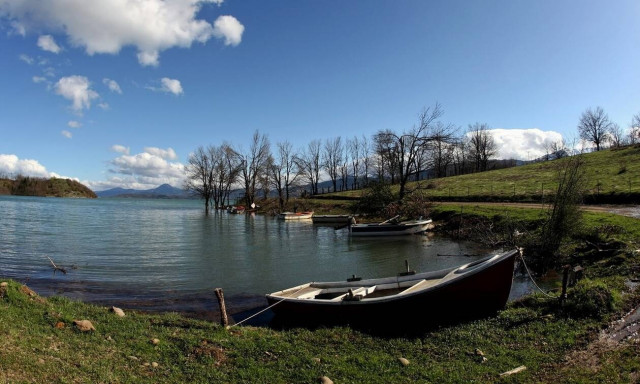 Καιρός τώρα: Θα ξεπεράσει τους 30 βαθμούς η θερμοκρασία - Πού θα σημειωθούν καταιγίδες