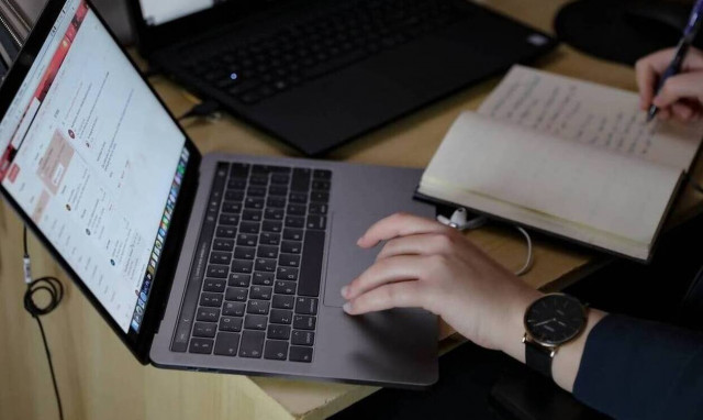 Αισιόδοξα τα στελέχη  των ελληνικών επιχειρήσεων για την ελληνική οικονομία – Έρευνα του Alba