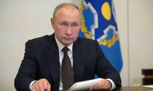 Πούτιν: Δεκάδες κρούσματα κορονοϊού στο περιβάλλον του - Παραμένει σε απομόνωση ο Ρώσος πρόεδρος