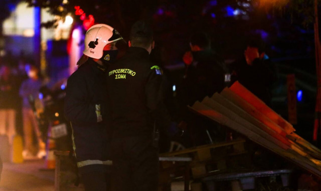 Τραγωδία στον Άγιο Δημήτριο: Νεκρή μια γυναίκα 40-45 ετών από φωτιά σε διαμέρισμα