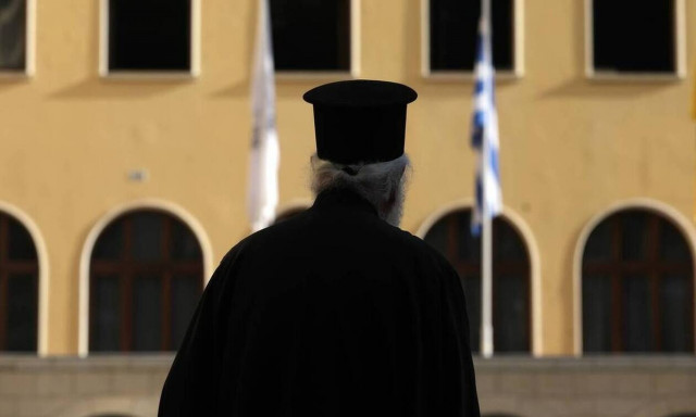 Λάρισα: Κάθειρξη 8 ετών σε ιερέα για ασέλγεια σε 11χρονη - Καταδικάστηκε και η μητέρα της