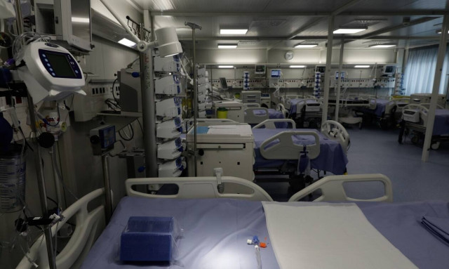 Κορονοϊός - Συγκλονιστικές περιγραφές Καπραβέλου: «Ξέρετε το αίσθημα να μην σου φτάνει ο αέρας;»