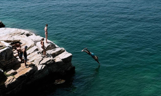 Mostly sunny weather on Sunday (19/9/2021)