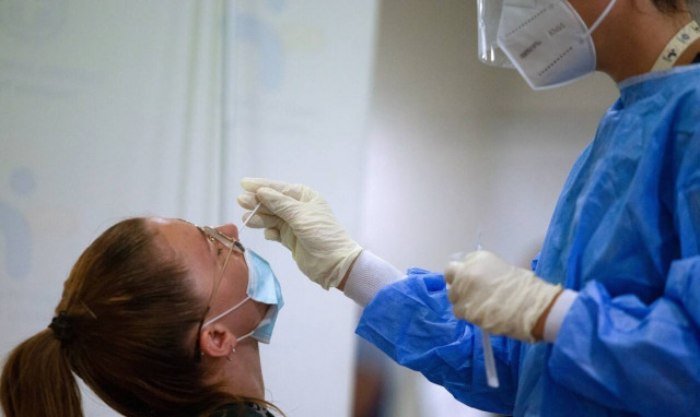 Σύψας: Το πολύ στο 65% το τείχος ανοσίας - Δύο επιφυλάξεις για την πορεία της πανδημίας