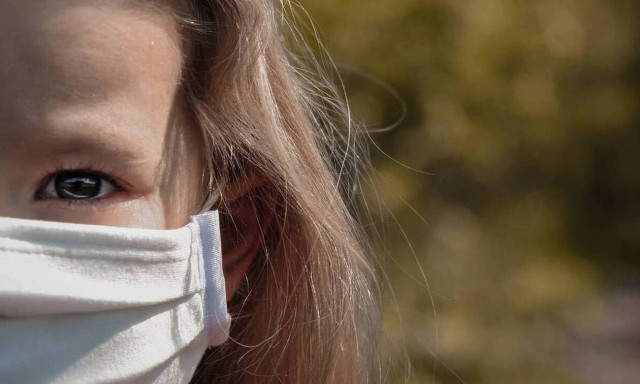 Κορονοϊός: «Βόμβα» επιστημόνων -Όλα τα ανεμβολίαστα παιδιά θα εκτεθούν στον ιό μέχρι τα Χριστούγεννα