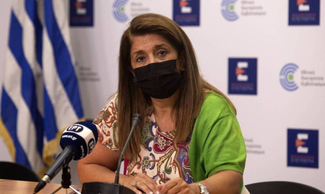 Greece will give third dose of Covid-19 vaccines to those over 60, health expert tells ANA