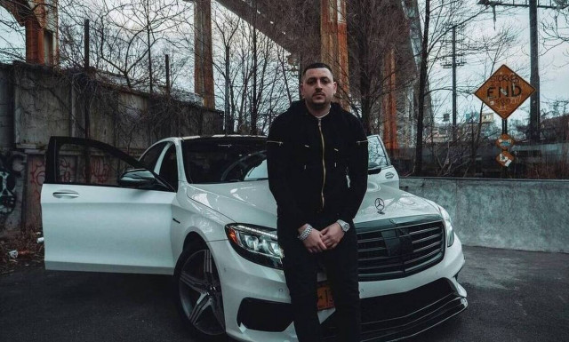 Υπόθεση Mad Clip: Βρέθηκαν ο χρυσός σταυρός και το κινητό του