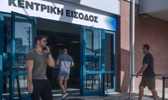 Πλεύρης για τρίτη δόση εμβολίου: Αυτοί θα την κάνουν άμεσα - Δεν θα είναι υποχρεωτική