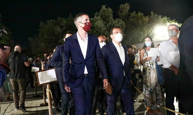 Μπακογιάννης και Ιμάμογλου στο Ηρώδειο για την παράσταση «Μαρία Κάλλας: Επιστολές και Αναμνήσεις»