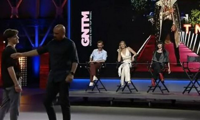 GNTM 4: Τρία ζευγάρια μέσα στο παιχνίδι (video)