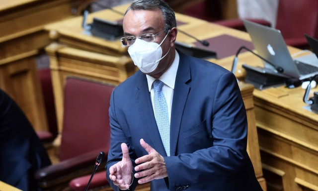 Σταϊκούρας: Ζητήσαμε στοιχεία από τις Αρχές των ΗΠΑ για Novartis, για να αποζημιωθεί το Δημόσιο