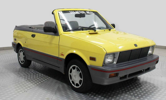 Πωλήθηκε ένα σπάνιο Yugo GVC Cabrio
