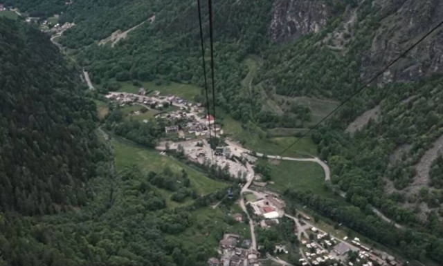 Chamois: Tο πανέμορφο χωριό της Ιταλίας χωρίς αυτοκίνητα (vid)