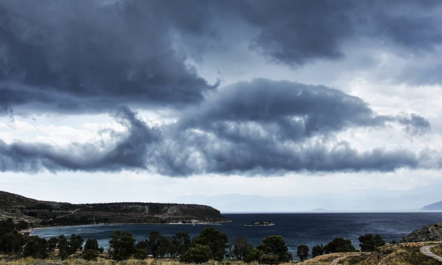 Αλλάζει ο καιρός: Τετάρτη με βροχές και πτώση της θερμοκρασίας - Πού θα σημειωθούν καταιγίδες