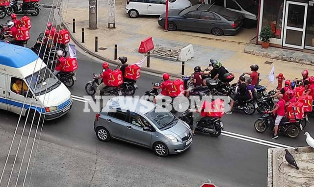 Μοτοπορεία ντελιβεράδων σε Θεσσαλονίκη και Αθήνα