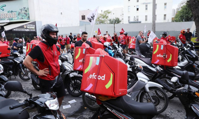 Efood: Συμβάσεις αορίστου χρόνου για 2.016 εργαζόμενους