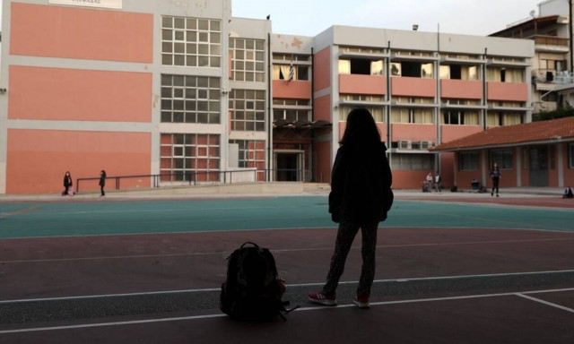 Κλειστά σχολεία: «Παντού υπάρχουν ενεργά κρούσματα»,  λέει ο Αντιδήμαρχος Συκέων στο Newsbomb.gr