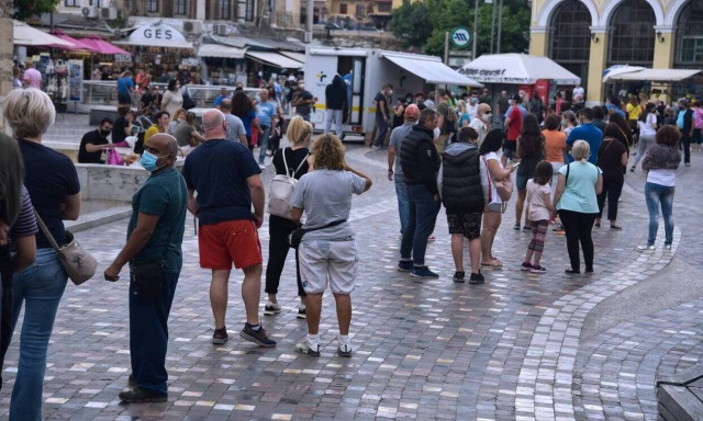 Θωμαΐδης: Κορύφωση τέταρτου κύματος τον Οκτώβριο με 3.500 κρούσματα - Αύξηση ιικού φορτίου σε Αττική