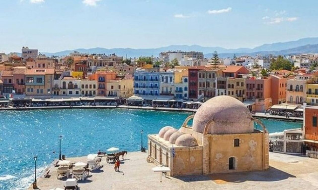 Κέρδισε το στοίχημα του τουρισμού η Κρήτη - Θα υποδέχεται τουρίστες μέχρι τον Νοέμβριο