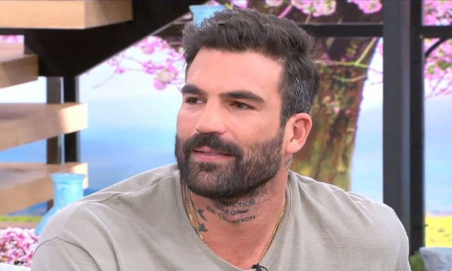 Δημήτρης Αλεξάνδρου: Βούρκωσε στον αέρα για το «ροζ» βίντεο της Ιωάννας Τούνη