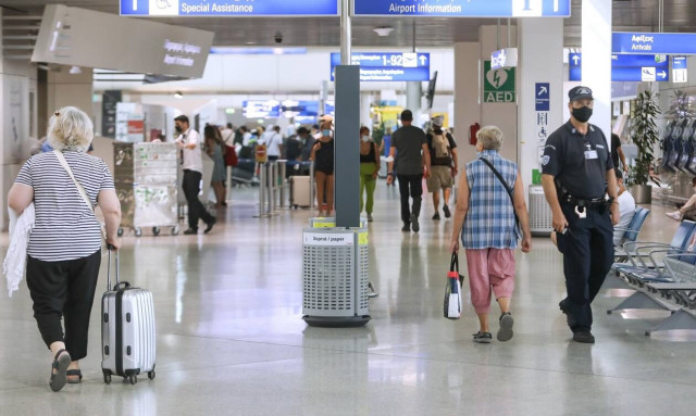 «Ελευθέριος Βενιζέλος»: Συνελήφθη 28χρονος που είχε καταπιεί 40 φιξάκια κοκαΐνης