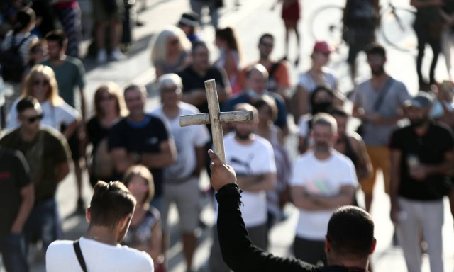 Κορονοϊός: Αυστηρές ποινές για τους αρνητές - Έως 5 χρόνια οι ποινές για ψευδείς ειδήσεις