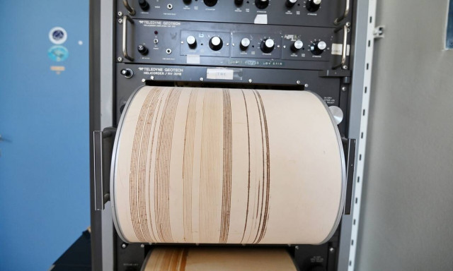 Γεράσιμος Παπαδόπουλος: Ανησυχούμε για τη Θήβα - Μπορεί να δώσει σεισμό μέχρι 6,5 Ρίχτερ