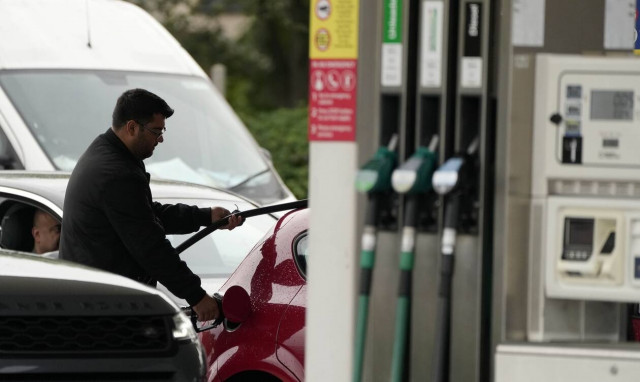 Ουρές στα πρατήρια καυσίμων