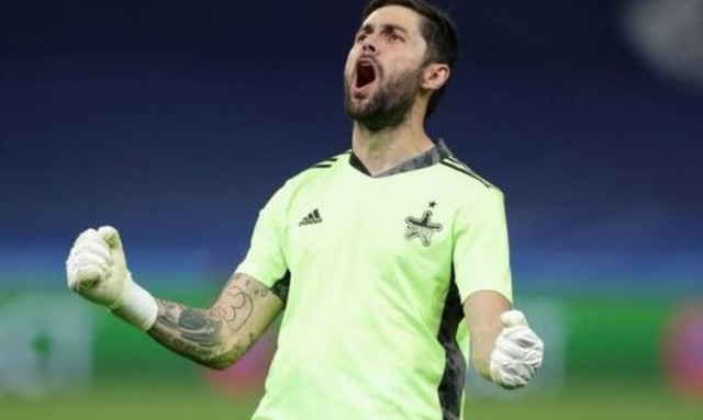 Champions League: Η αγκαλιά του Γιώργου Αθανασιάδη και η αφιέρωση μετά τη νίκη επί της Ρεάλ Μαδρίτης