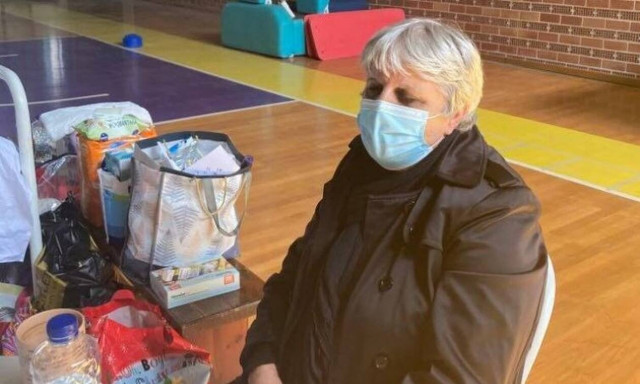 Σεισμός Κρήτη: Συγκινεί η ιστορία της κυρίας Μαρίας - Κατάκοιτη και άστεγη στα 93 της