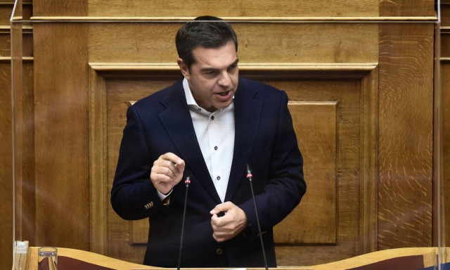 Για επικίνδυνα παιχνίδια με την ακροδεξιά κατηγορεί ο ΣΥΡΙΖΑ την κυβέρνηση