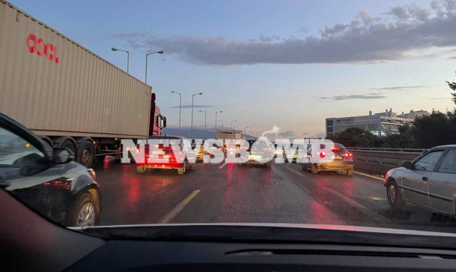 Κίνηση ΤΩΡΑ: Μποτιλιάρισμα στον Κηφισό το πρωί της Πέμπτης - Ποιους δρόμους να αποφύγετε