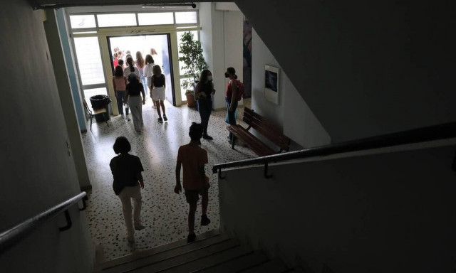 Κρούσματα παιδιά κορονοϊός