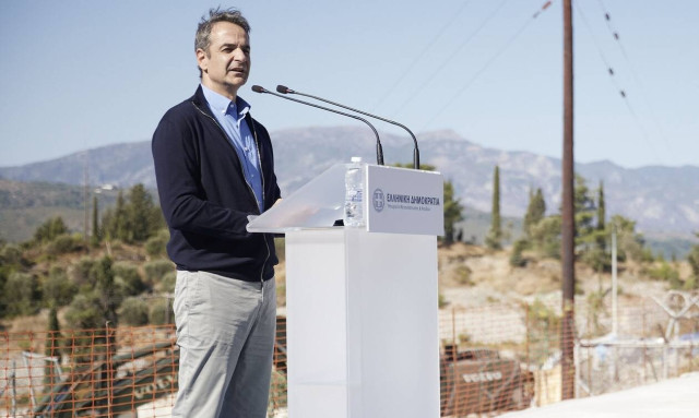 Mitsotakis: We are open to discussing all options proposed by the local community