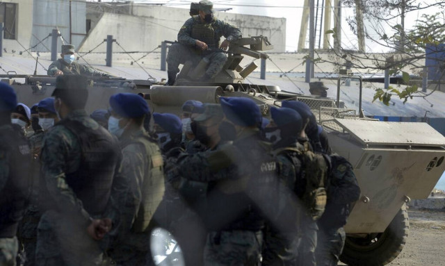 Ισημερινός: Πυρά εναντίον αστυνομικών στη φυλακή της Γουαγιακίλ