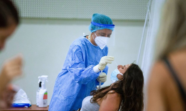 Κρούσματα σήμερα κορονοϊός 2 Οκτωβρίου