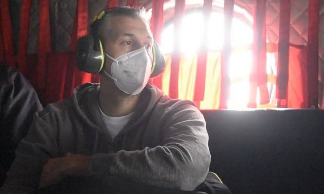 «Παρμενίων 2021»: Ο Δημήτρης Διαμαντίδης μέσα σε Σινούκ για να παρακολουθήσει την άσκηση