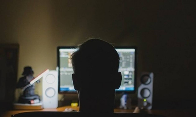 Κύπρος: Νέα υπόθεση παιδικής πορνογραφίας - Χειροπέδες σε 22χρονο