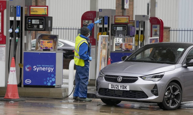 Στη μάχη των καυσίμων ο στρατός στη Βρετανία