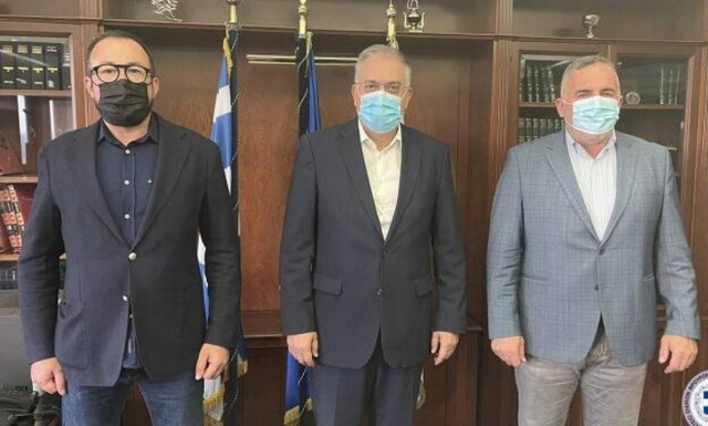 Συνάντηση των Ειδικών Φρουρών με τον Π. Θεοδωρικάκο για ενίσχυση των υπηρεσιών