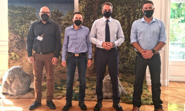 Συνάντηση του Εργοστασιακού Σωματείου Ναυπηγείων Σύρου με τον Κυριάκο Μητσοτάκη