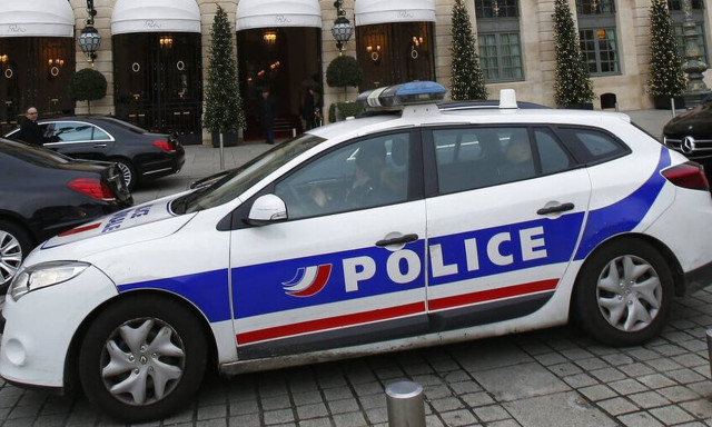 Γαλλία: Kρατούμενος κρατά όμηρο σωφρονιστικό υπάλληλο σε φυλακή στο Παρίσι