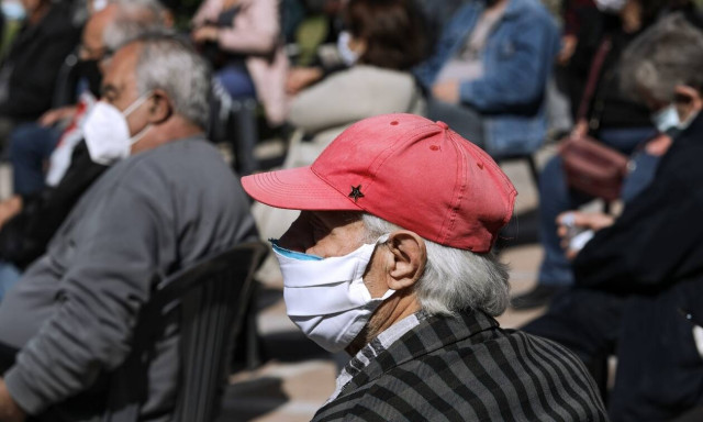 Όρια ηλικίας συνταξιοδότησης: Τι αλλάζει και για ποιους