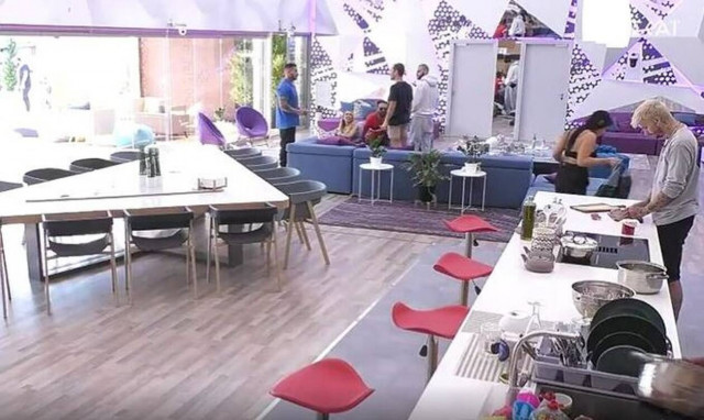 Big Brother: Απέκρυψε πως είχαν φλερτ πριν το παιχνίδι και δέχθηκε ποινή (videos)